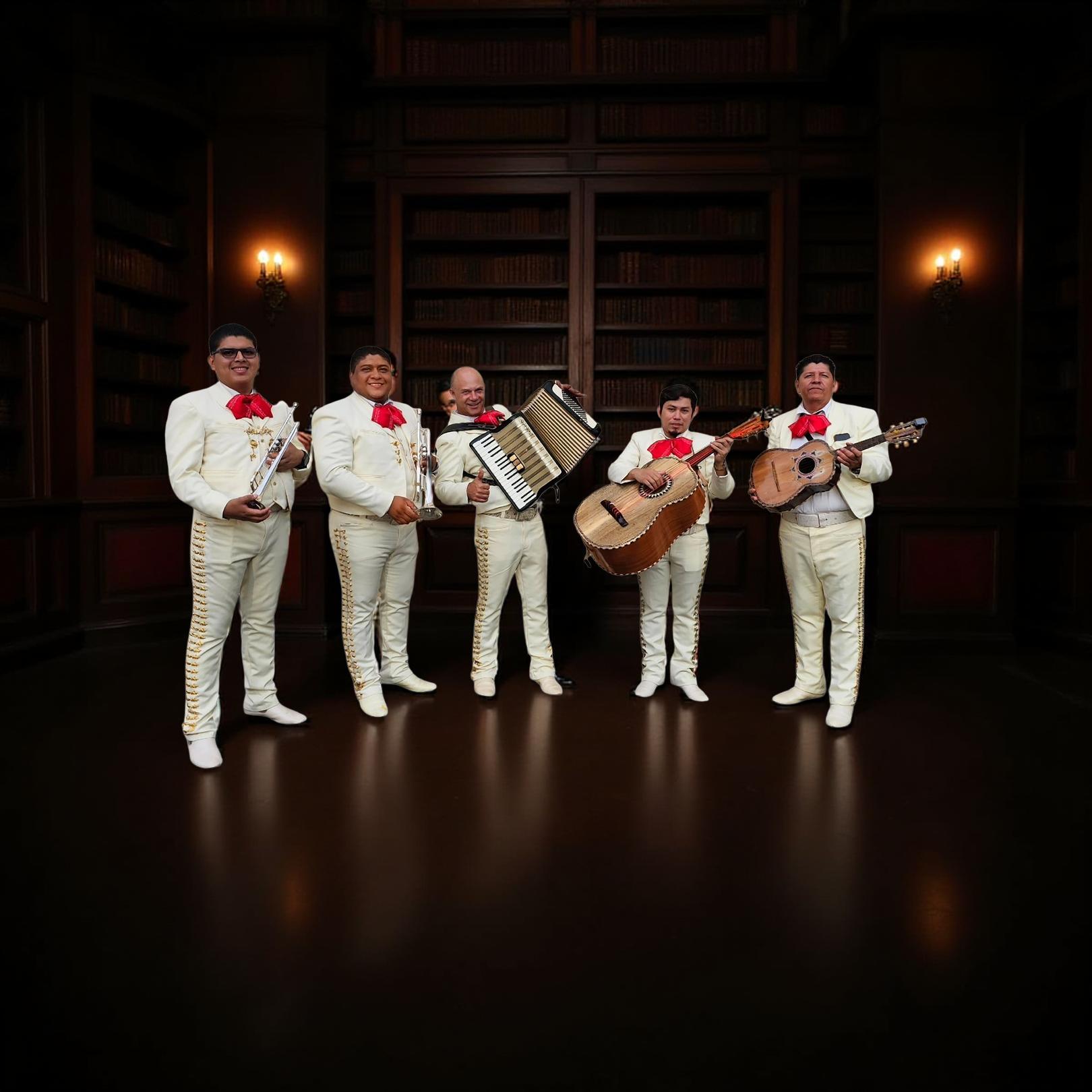 Mariachi 2000 en presentación